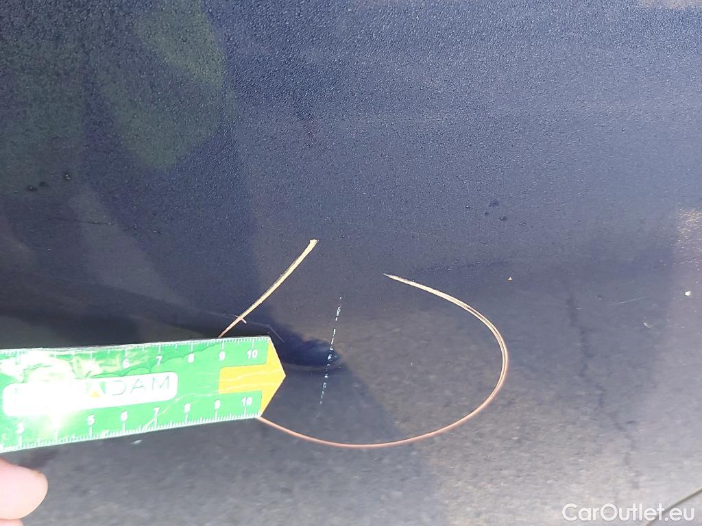  Volkswagen  Golf  VOLKSWAGEN / 2020 / 5P / berlina con portón Life 2.0 TDI 85kW (115CV) #17