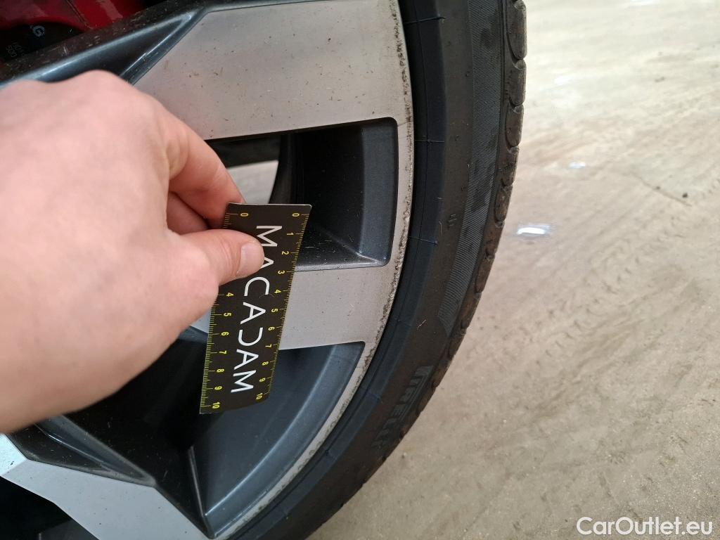  Volkswagen  T-ROC VOLKSWAGEN  / 2017 / 5P / SUV 1.5 TSI 150 EVO R-LINE DSG7 #14