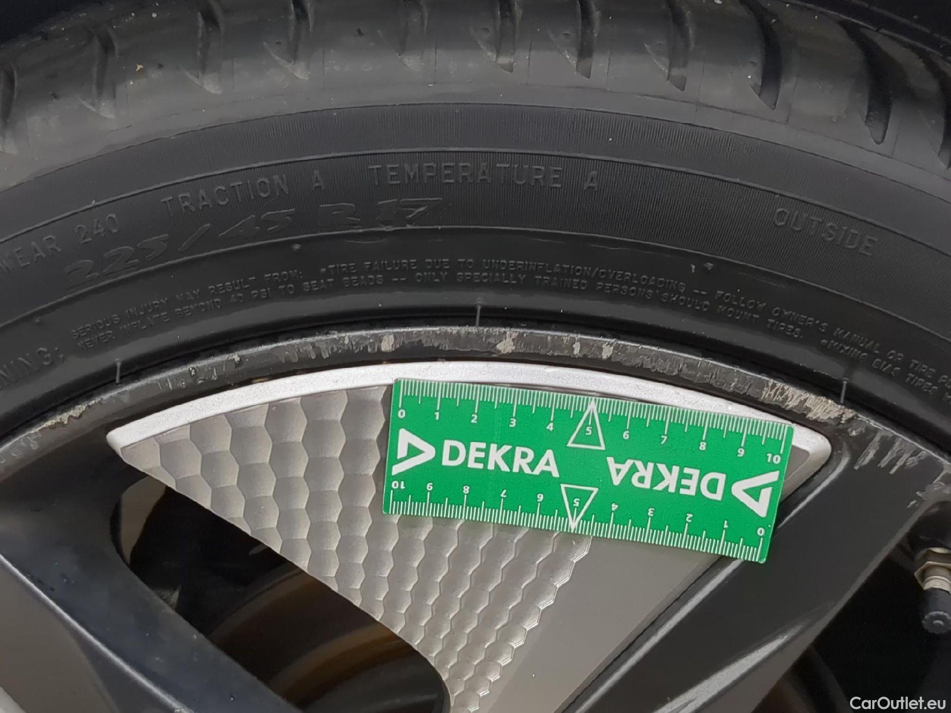  Hyundai   Ioniq Ioniq Executive Hybrid 1.6 GDI 140CV BVA6 E6dT #9