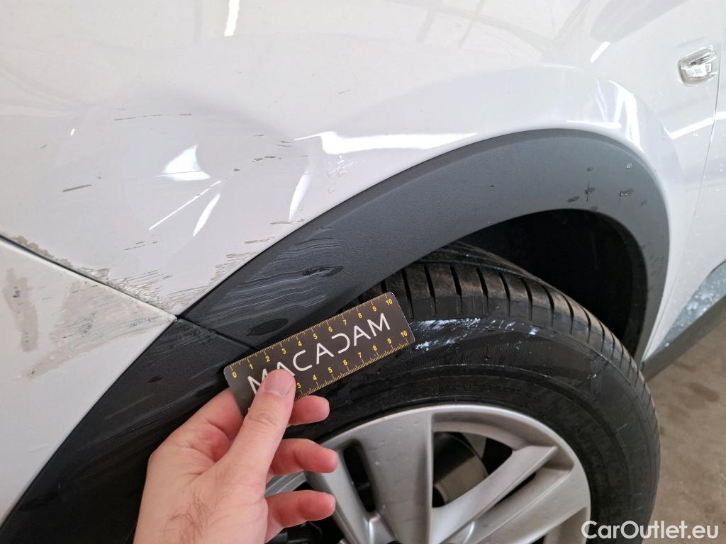  Opel   Grandland X OPEL / 2017 / 5P / SUV 1.5 DIESEL 130 EDITION BUSINESS #9