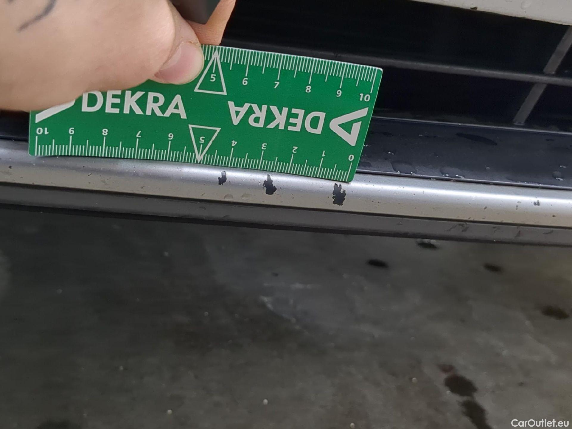  Hyundai   Ioniq Ioniq Executive Hybrid 1.6 GDI 140CV BVA6 E6dT #17