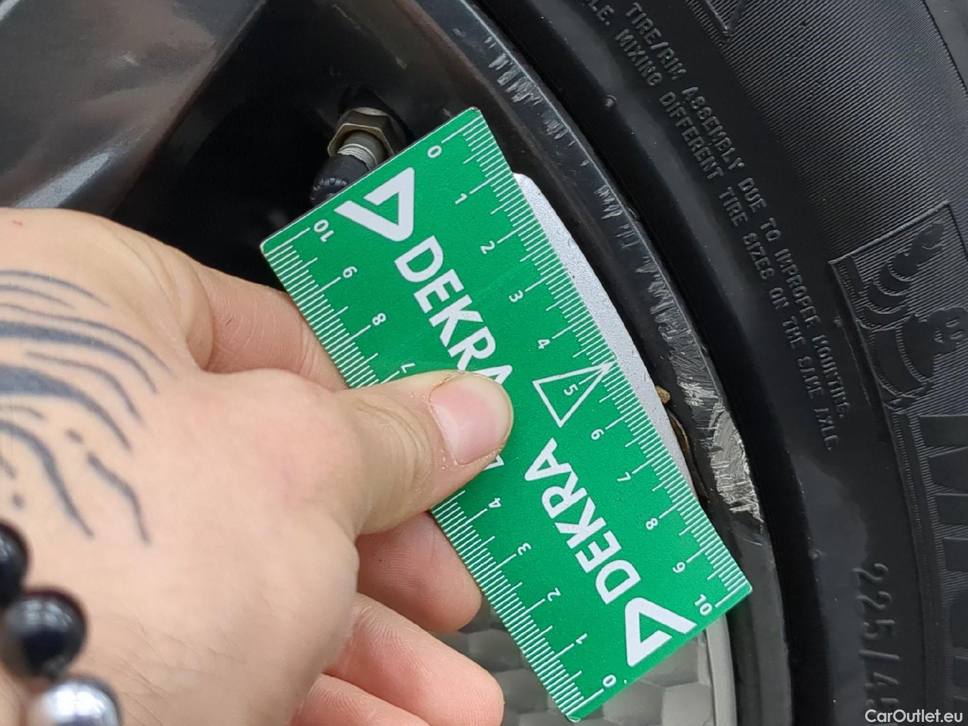  Hyundai   Ioniq Ioniq Executive Hybrid 1.6 GDI 140CV BVA6 E6dT #8