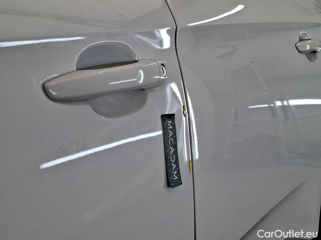  Opel   Grandland X OPEL / 2017 / 5P / SUV 1.5 DIESEL 130 EDITION BUSINESS #4