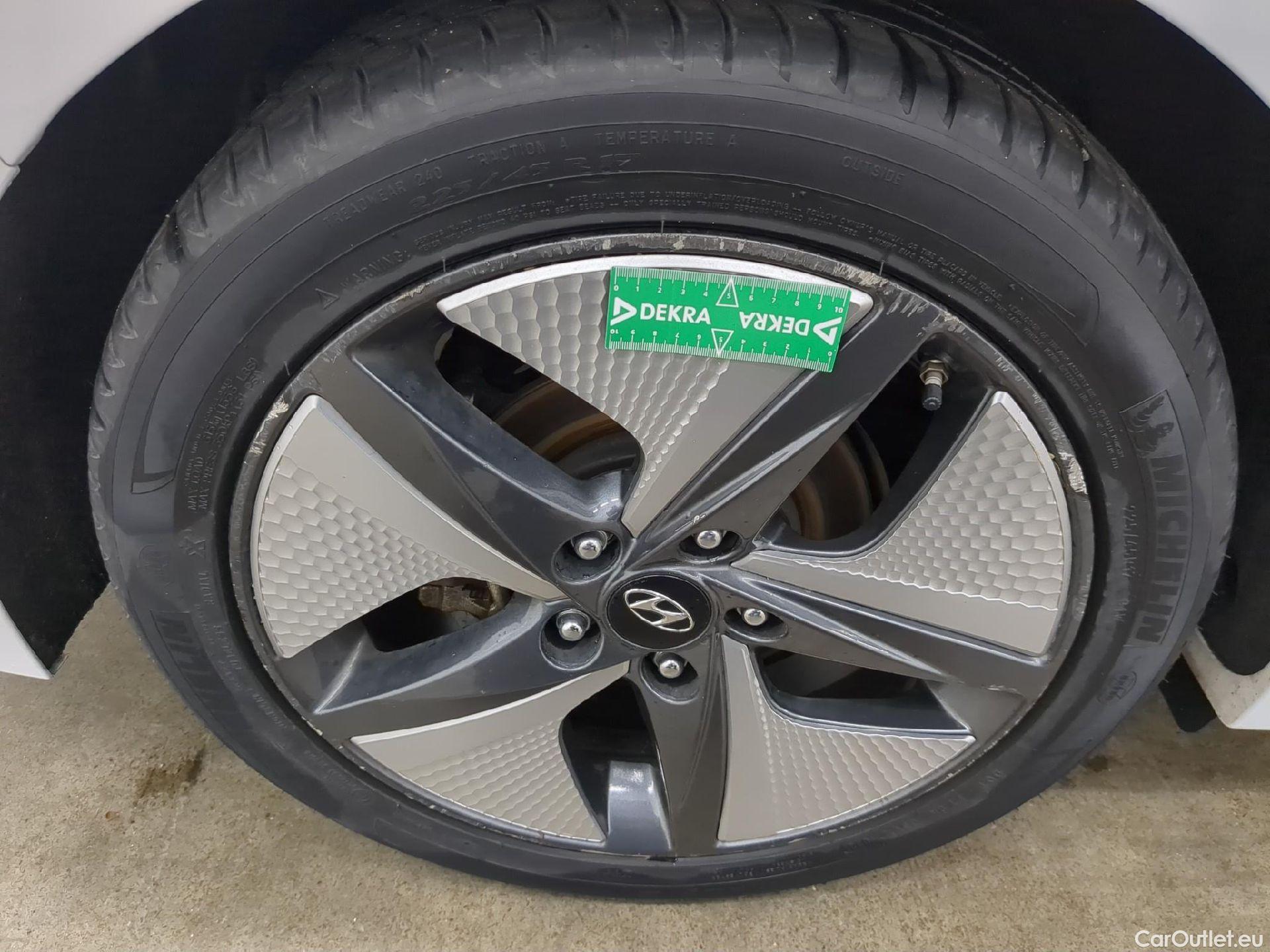  Hyundai   Ioniq Ioniq Executive Hybrid 1.6 GDI 140CV BVA6 E6dT #10