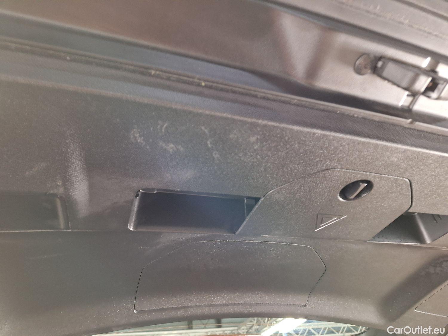  Peugeot  5008 Peugeot,  FL'20, Peugeot  1.5 BlueHDi 96kW S&S EAT8 Allure Pack #23