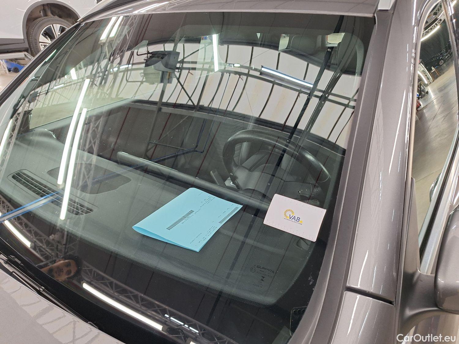  Mercedes  GLB Mercedes,  '19, Mercedes-Benz   180 d Business Solution 5d #32