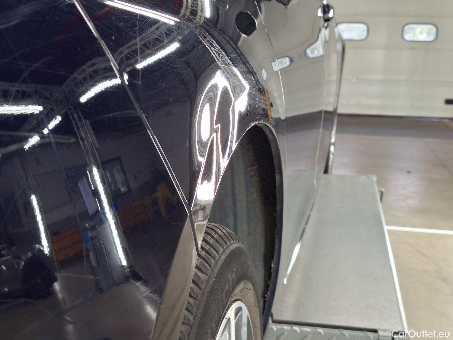  Peugeot  308 Peugeot,  FL'17, Peugeot  1.2 PureTech 130 S&S EAT8 Tech Edition #9