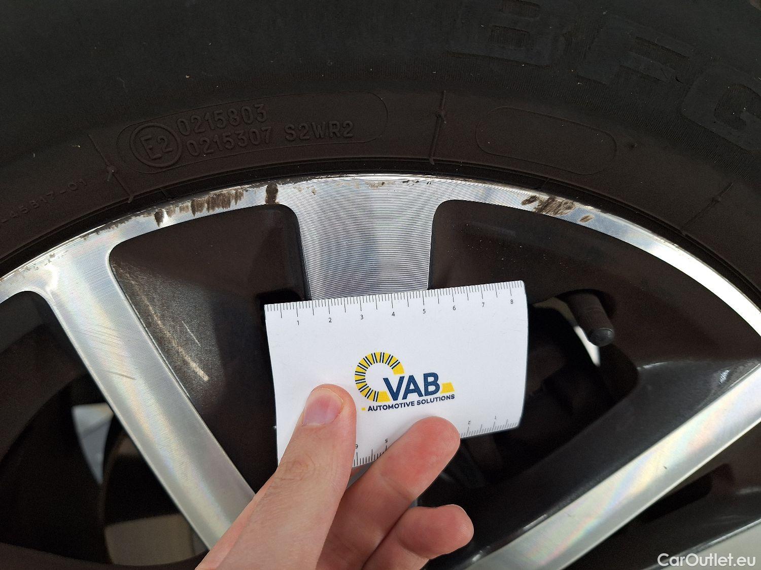  Peugeot  308 Peugeot,  FL'17, Peugeot  1.2 PureTech 130 S&S EAT8 Tech Edition #2