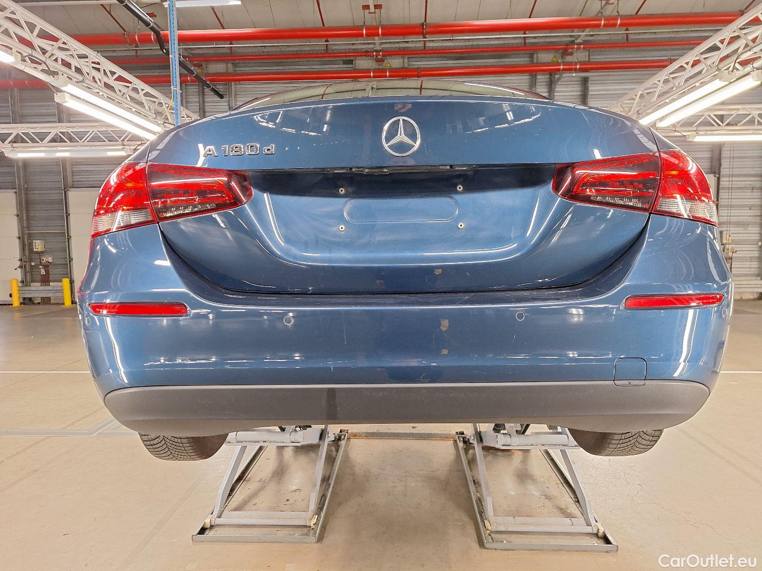  Mercedes  A-Klasse Mercedes, A-Class Berline '18, Mercedes-Benz  Limousine A 180 d DCT Busin #18