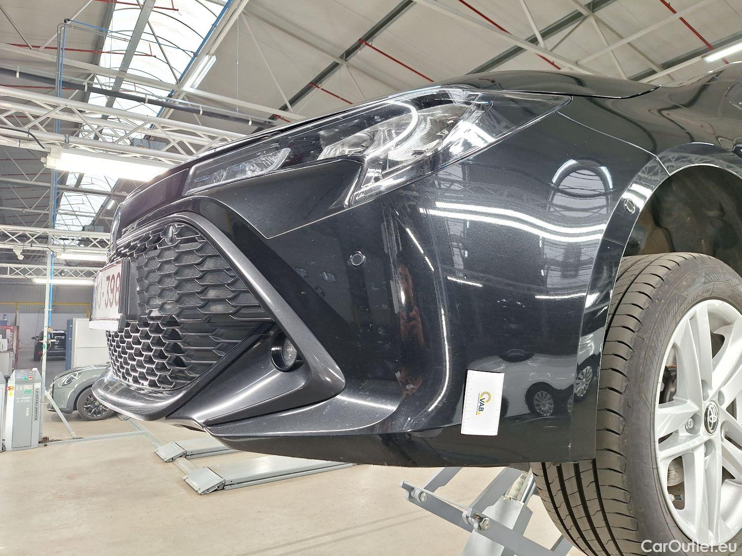  Toyota  Corolla Toyota,  TS '19, Toyota  Touring Sports 1.8 Hybrid Dynamic e #3