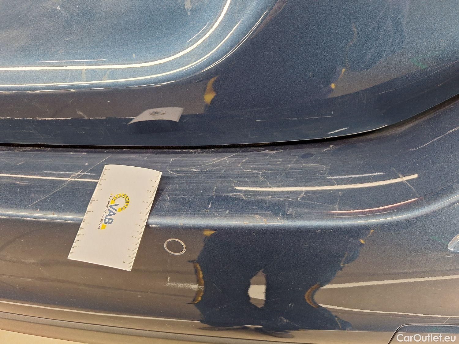  Mercedes  A-Klasse Mercedes, A-Class Berline '18, Mercedes-Benz  Limousine A 180 d DCT Busin #19