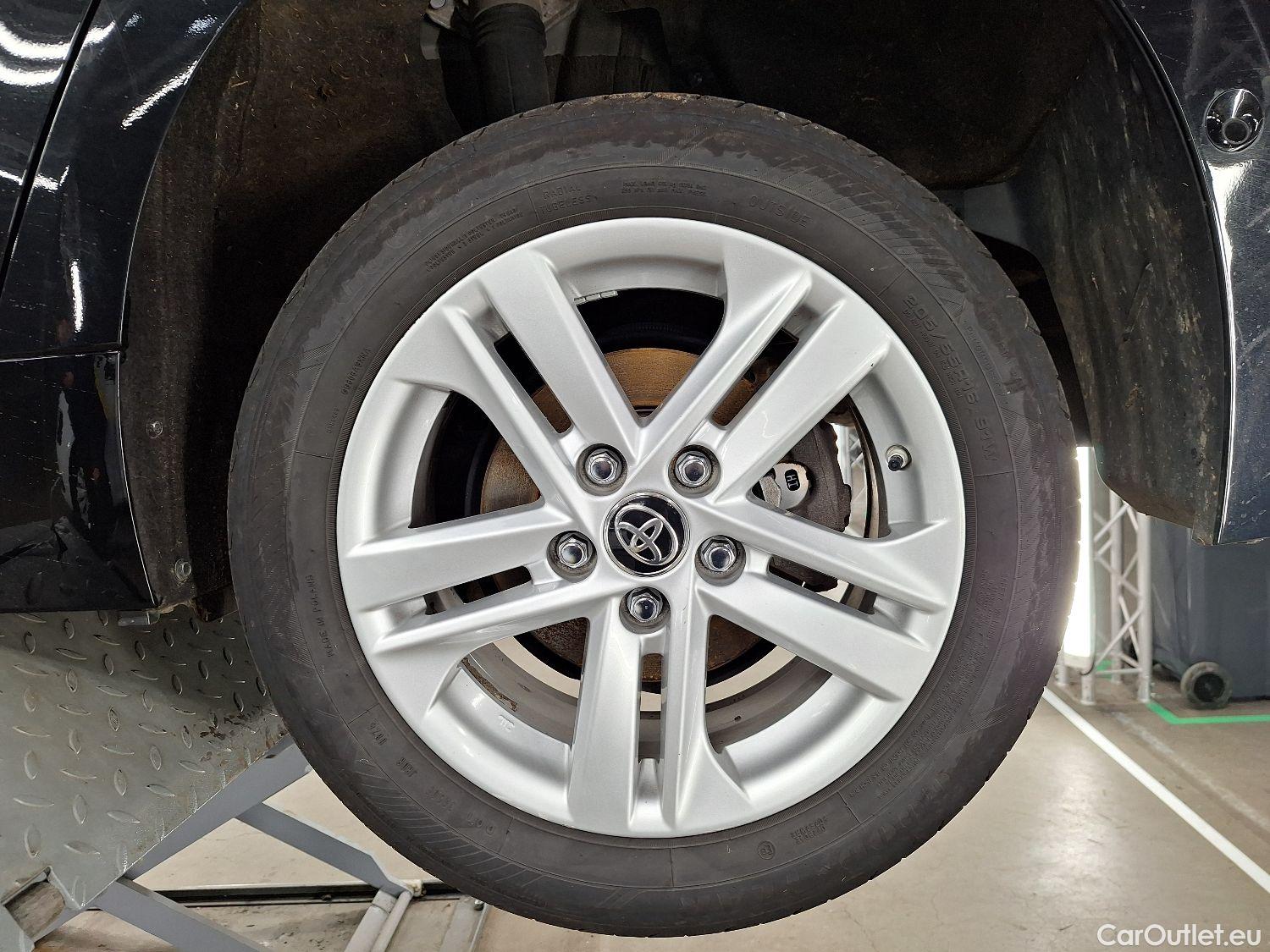  Toyota  Corolla Toyota,  TS '19, Toyota  Touring Sports 1.8 Hybrid Dynamic e #10