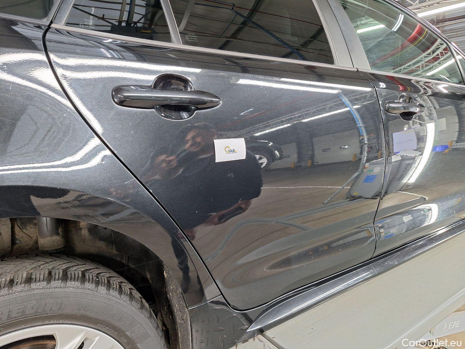  Toyota  Corolla Toyota,  TS '19, Toyota  Touring Sports 1.8 Hybrid Dynamic P #17