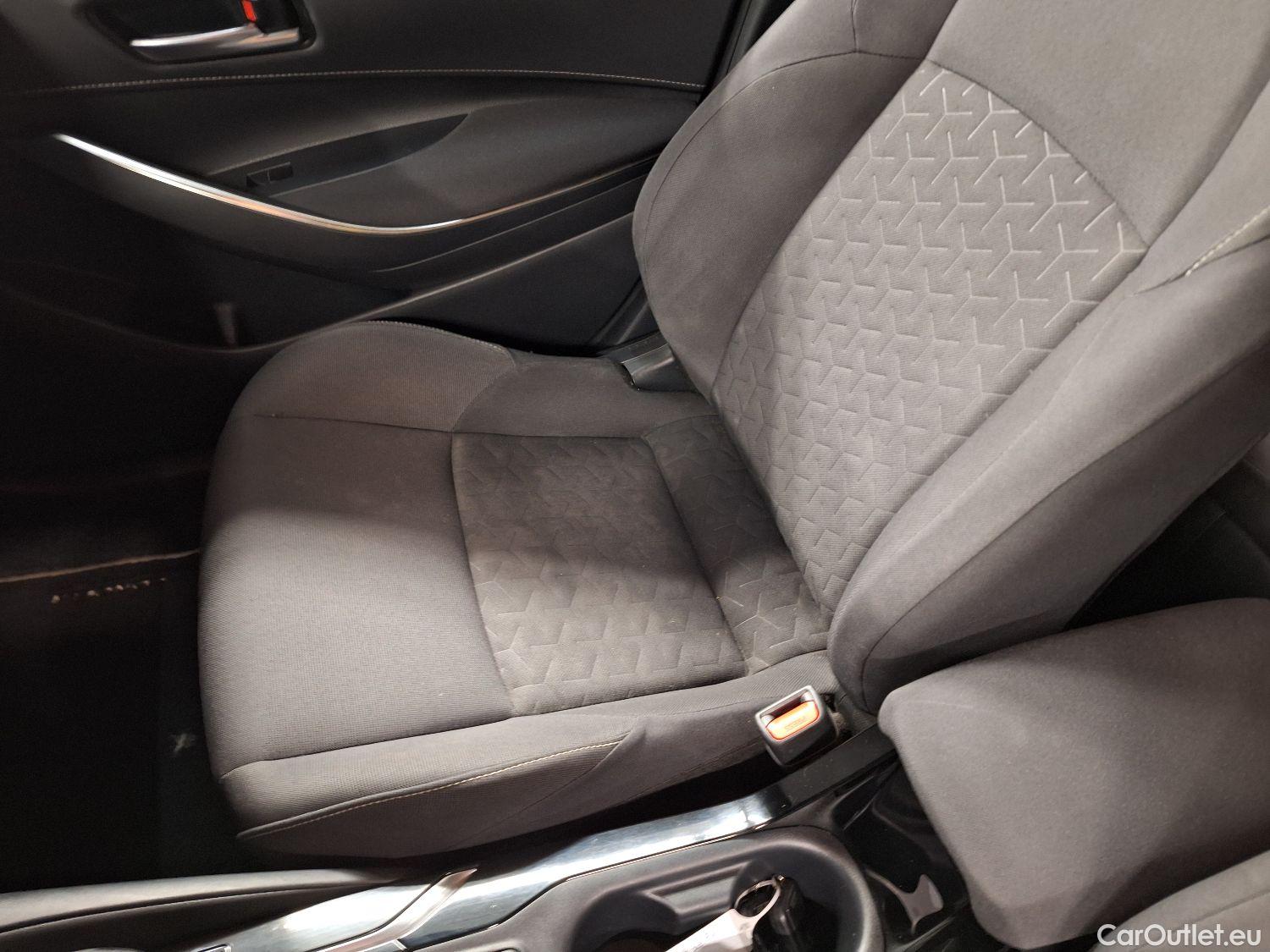  Toyota  Corolla Toyota,  TS '19, Toyota  Touring Sports 1.8 Hybrid Dynamic P #50