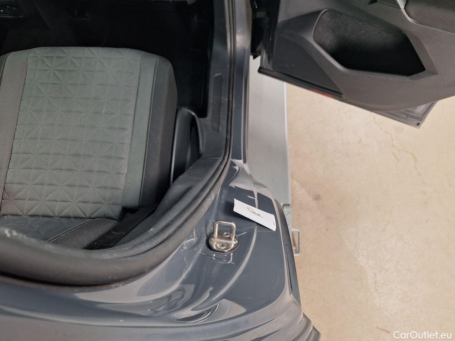  Volkswagen  Tiguan VW,  FL'20, Volkswagen  2.0 TDI 110kW DSG Life 5d #7