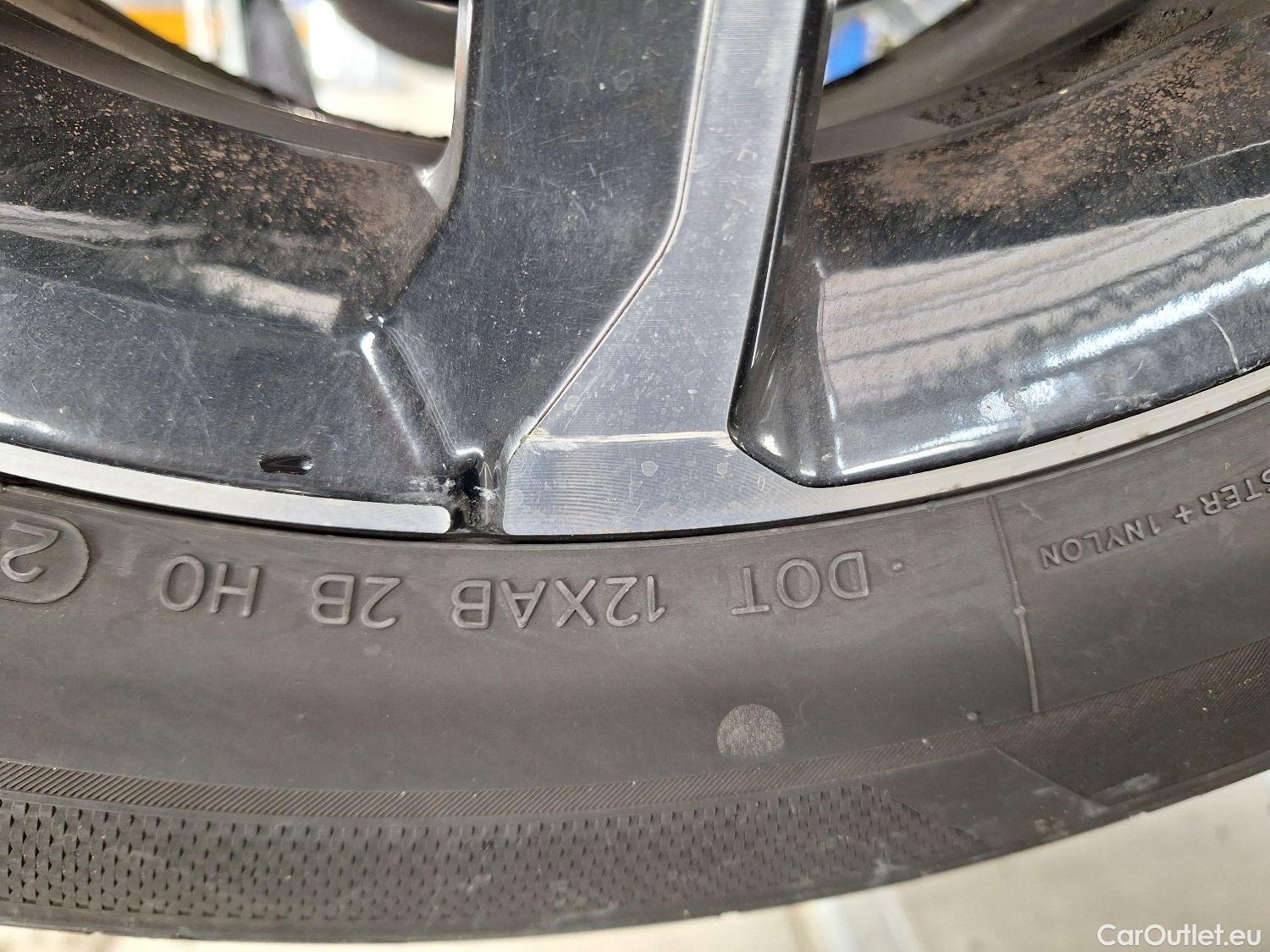  Volvo  V60 Volvo,  '18, Volvo  D3 Geartronic Momentum Pro 5d #16