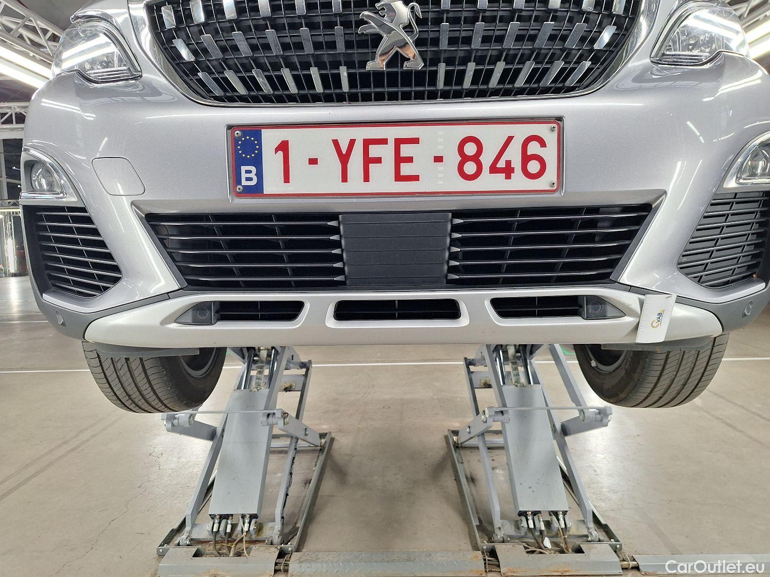  Peugeot  5008 Peugeot,  '16, Peugeot  1.5 BlueHDi 96kW S&S EAT8 Allure 5d #1