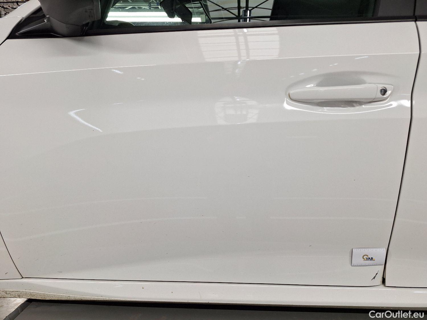  Peugeot  208 Peugeot,  '19, Peugeot  1.5 BlueHDi 100 MAN6 S&S Active 5d #9