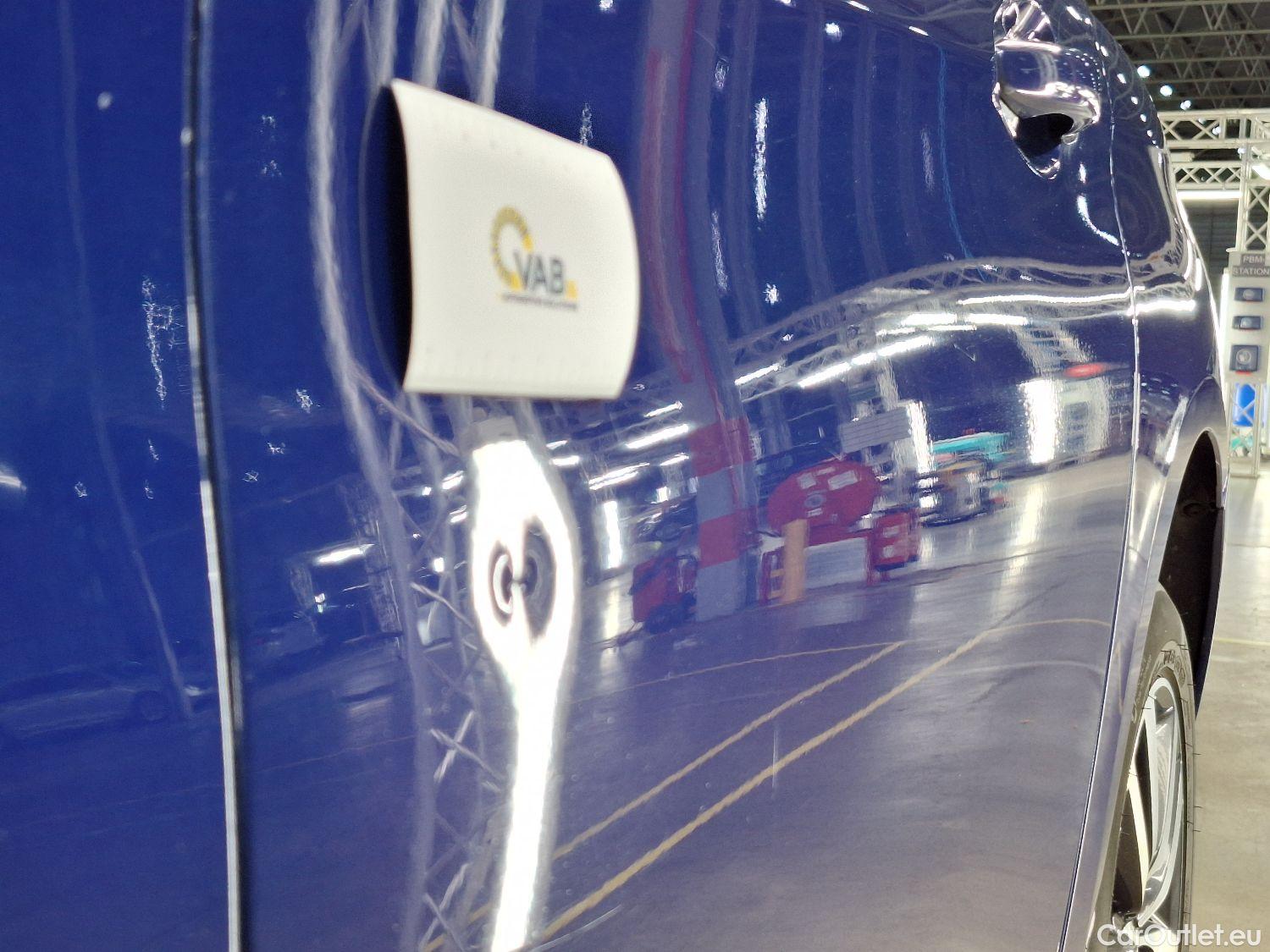  Peugeot  308 Peugeot,  SW FL'17, Peugeot  SW 1.5 BlueHDi 130 FAP S&S EAT6 Allure #5