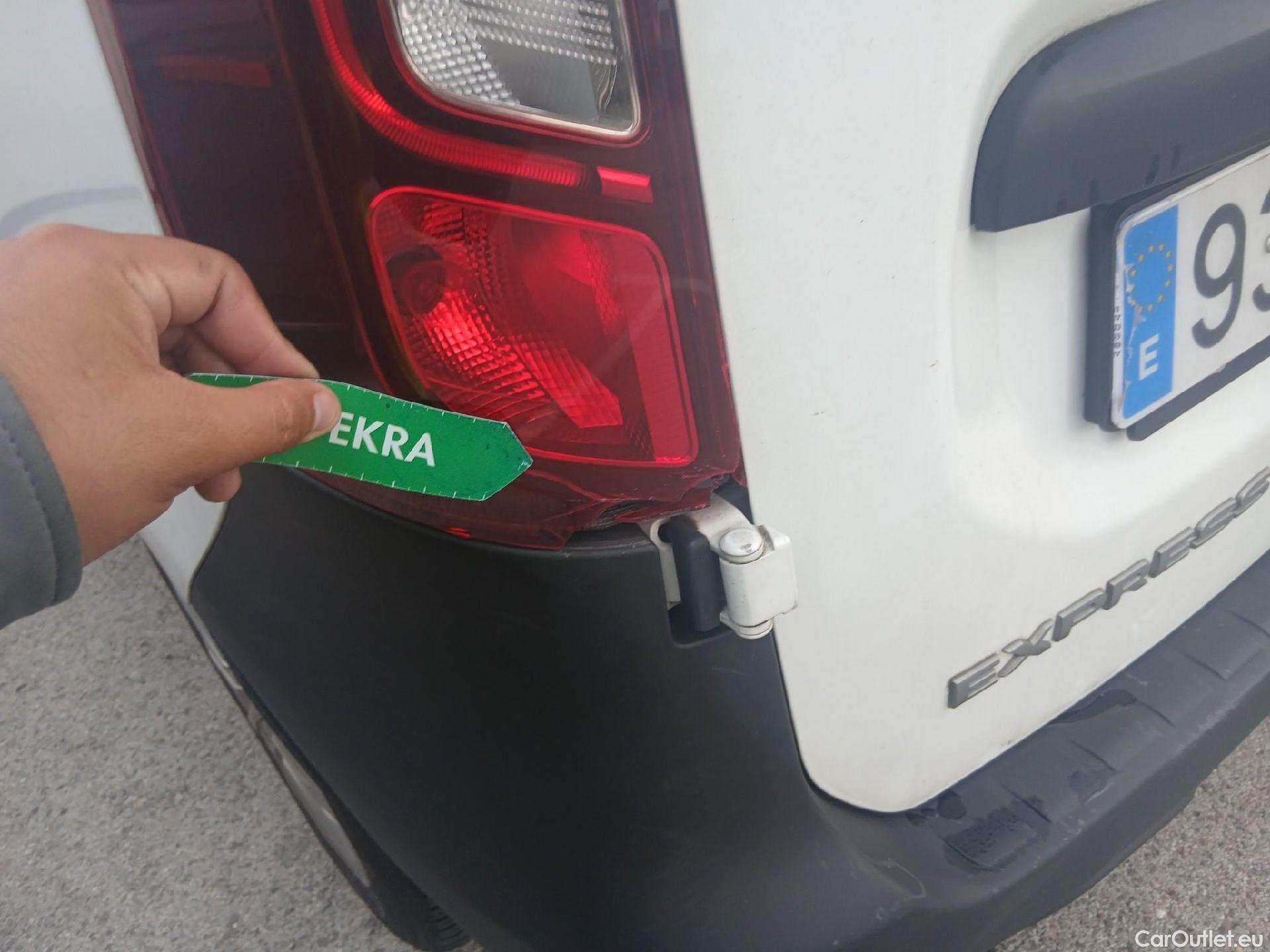  Renault  EXPRESS RENAULT  / 2021 / 4P / furgón derivado de turismo Confort 1.5 Blue dCi 55 kW (75 cv) #34