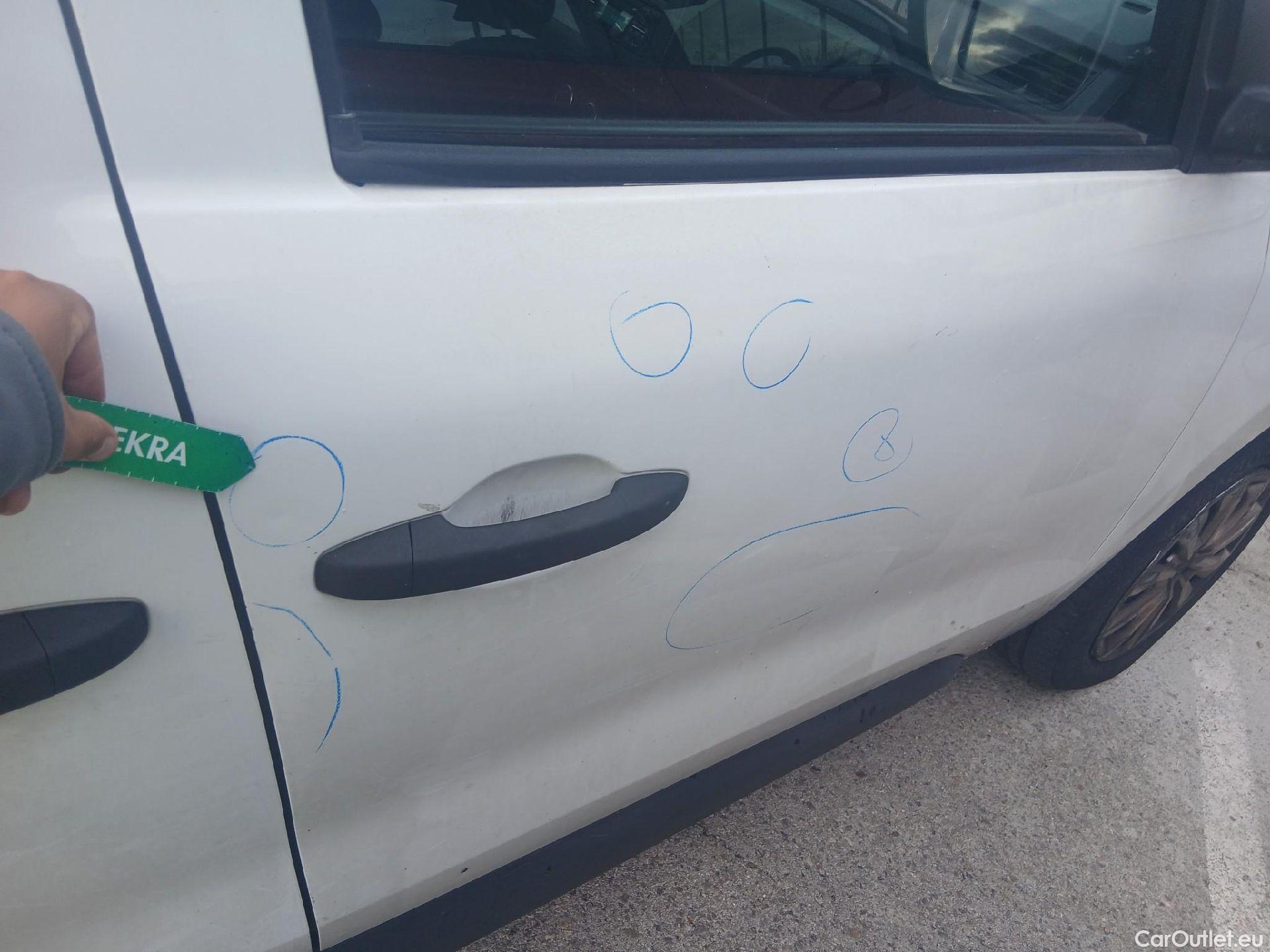  Renault  EXPRESS RENAULT  / 2021 / 4P / furgón derivado de turismo Confort 1.5 Blue dCi 55 kW (75 cv) #47