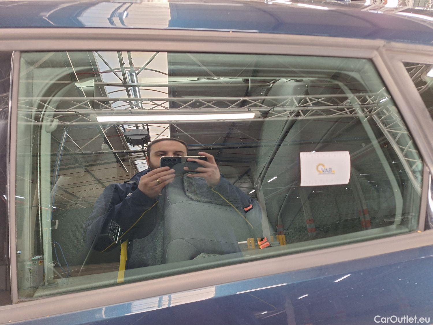  Audi  A3 Audi,  Sportback FL'16, Audi  Sportback 1.6 TDi 81kW 5d #28