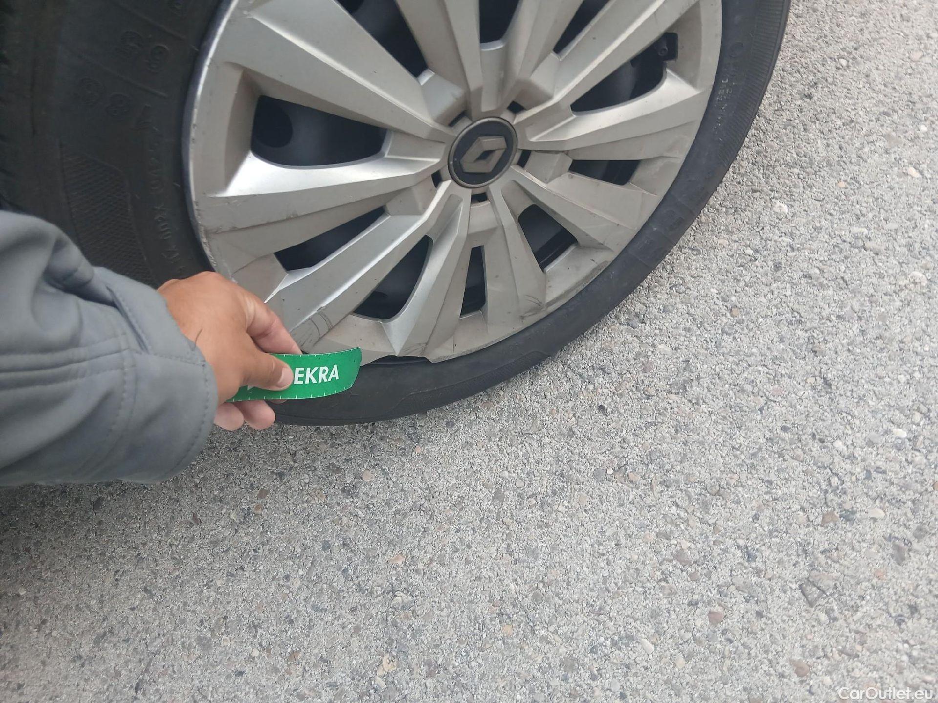  Renault  EXPRESS RENAULT  / 2021 / 4P / furgón derivado de turismo Confort 1.5 Blue dCi 55 kW (75 cv) #32