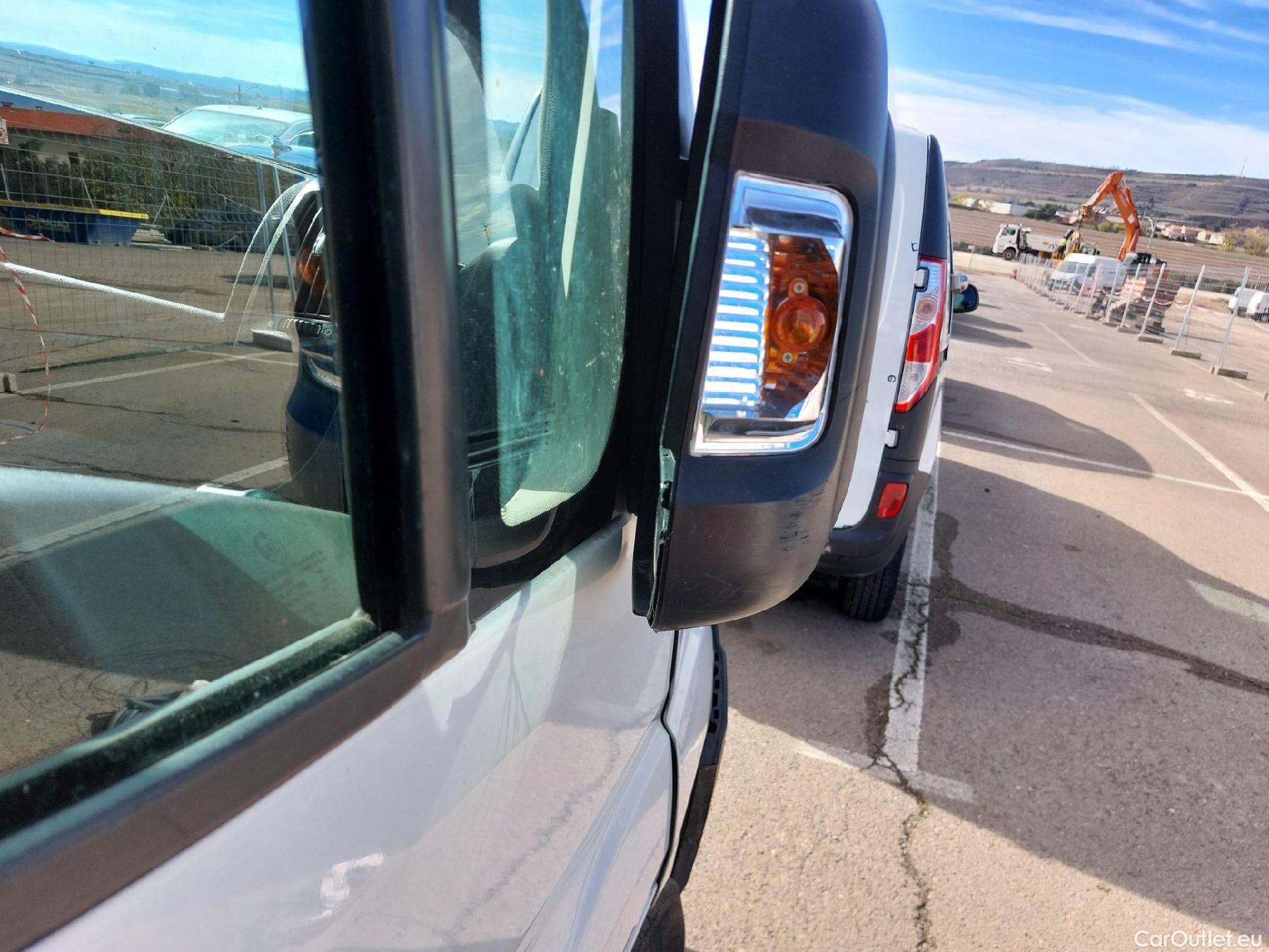  Fiat  Ducato FIAT  / 2014 / 4P / furgón 35 L3 H2 2.3 1 (103 kW) Euro 6d-temp #56