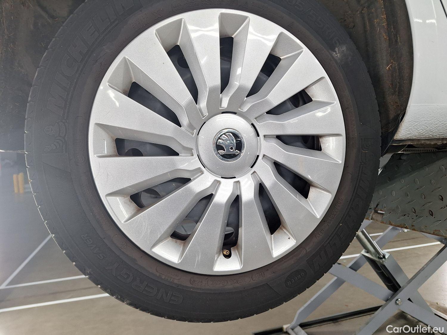  Skoda  Octavia Skoda,  Combi FL'16, Skoda  Combi 1.6 CRTDI GreenTec 85kW Ambiti #3