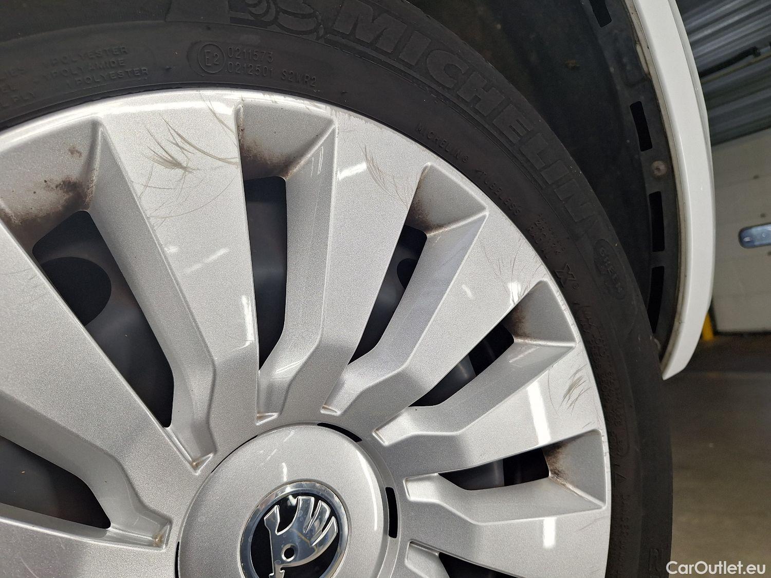  Skoda  Octavia Skoda,  Combi FL'16, Skoda  Combi 1.6 CRTDI GreenTec 85kW Ambiti #2