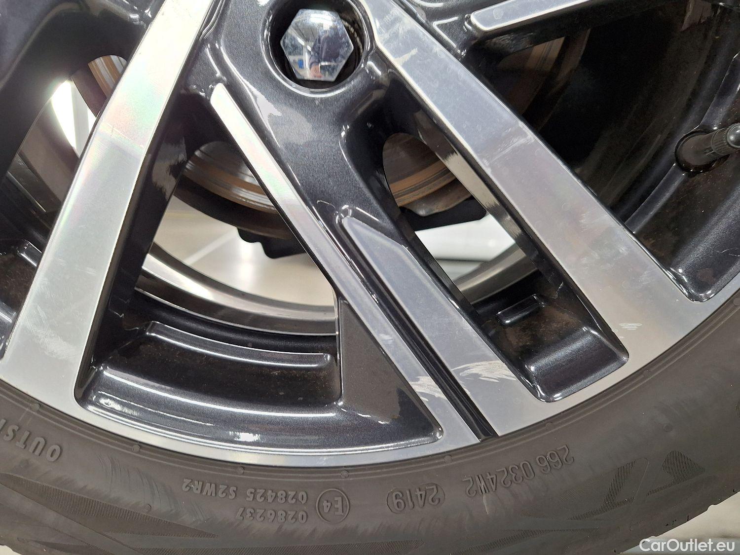  Peugeot  208 Peugeot,  '19, Peugeot  1.2 PureTech 100 MAN6 S&S ?6.3 Allure  #2