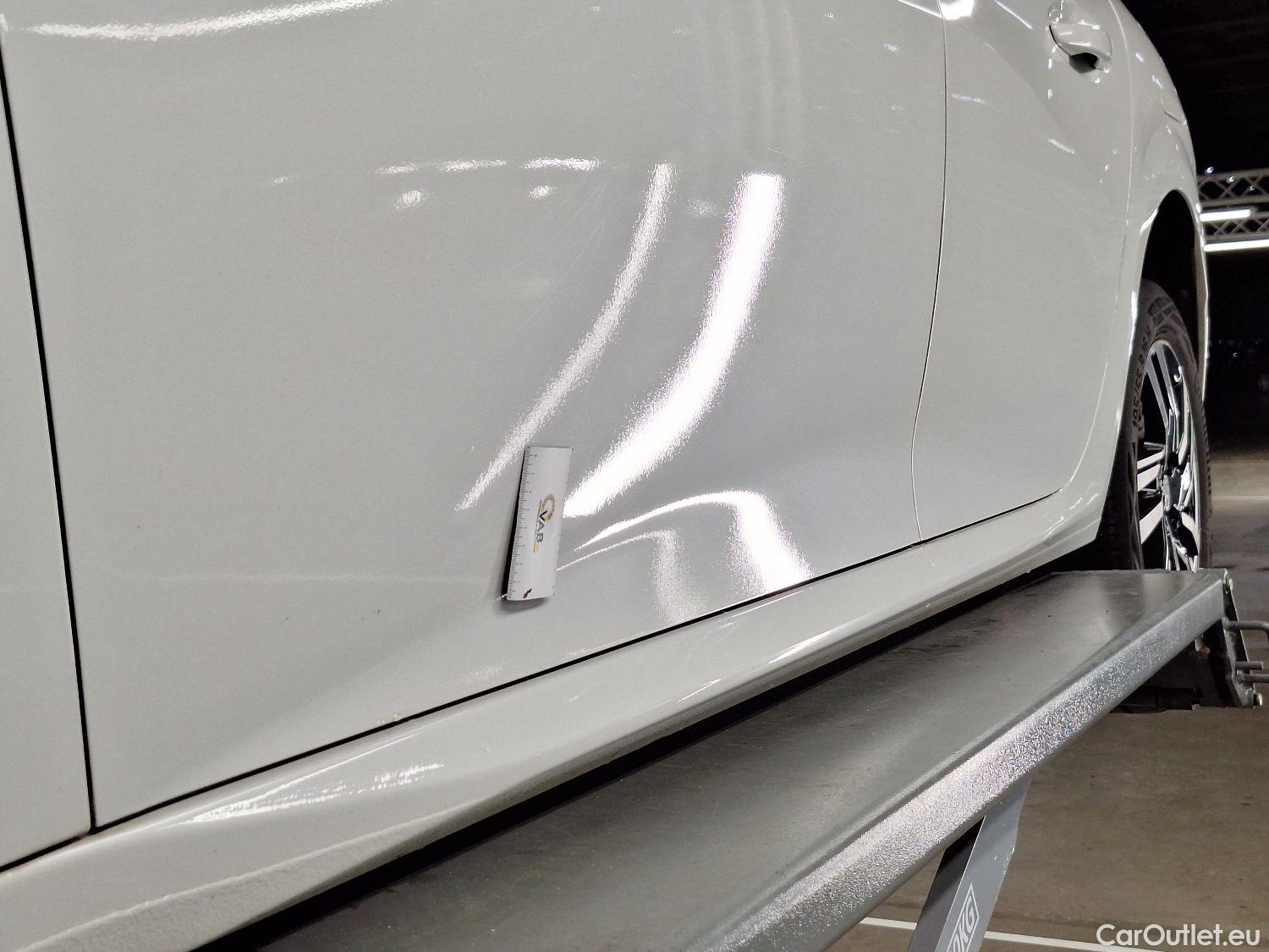  Peugeot  208 Peugeot,  '19, Peugeot  1.2 PureTech 100 MAN6 S&S ?6.3 Allure  #6