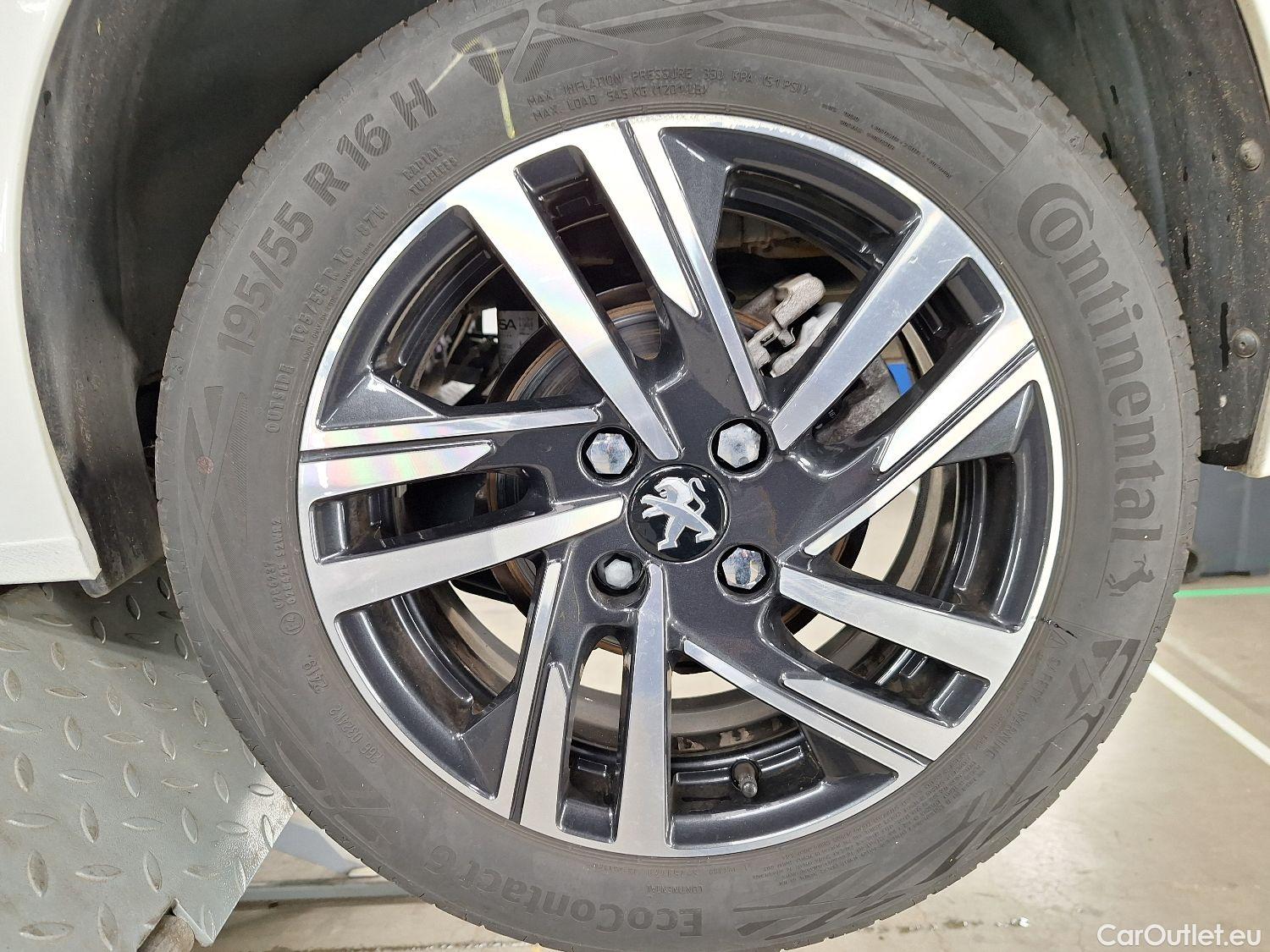  Peugeot  208 Peugeot,  '19, Peugeot  1.2 PureTech 100 MAN6 S&S ?6.3 Allure  #3