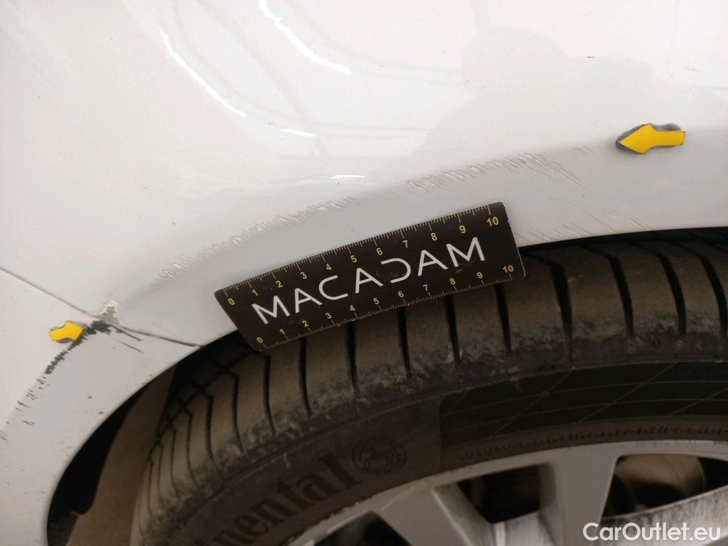  Audi  A3 AUDI  Sportback / 2016 / 5P / Berline 40 TFSI 190 QUAT S TRONIC BUSI L SB #2