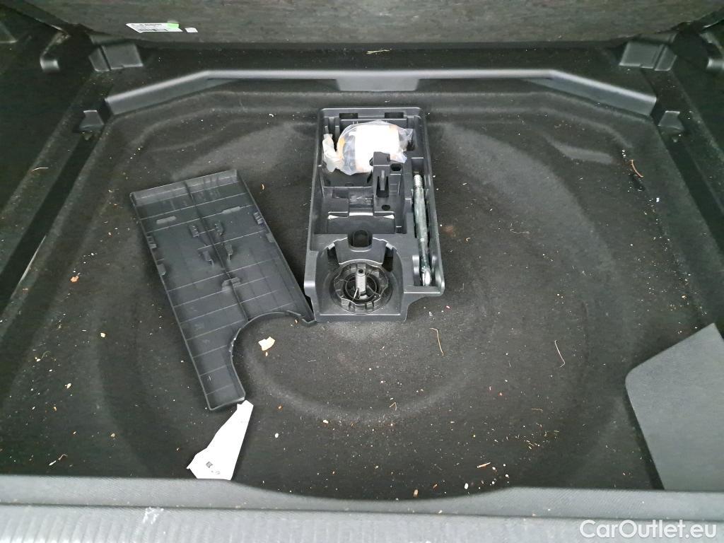  Peugeot  3008  Active Business 1.5 HDi 130CV BVA8 E6dT #17