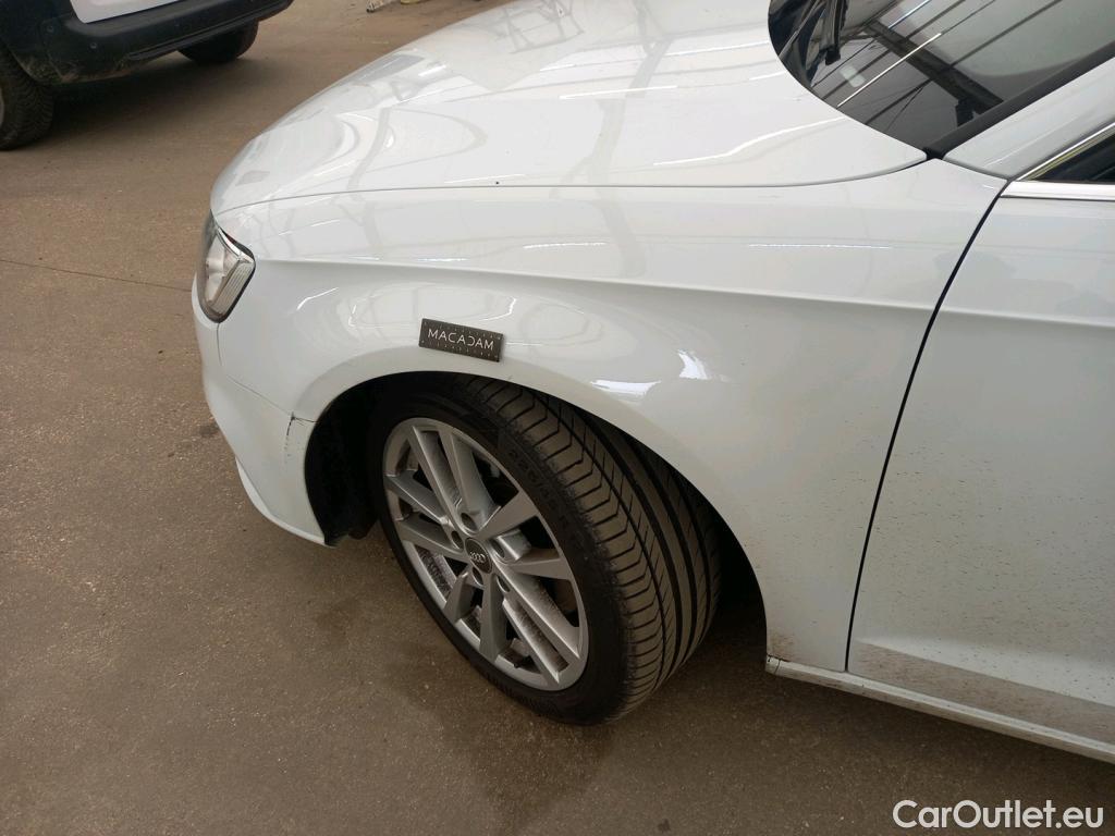  Audi  A3 AUDI  Sportback / 2016 / 5P / Berline 40 TFSI 190 QUAT S TRONIC BUSI L SB #25