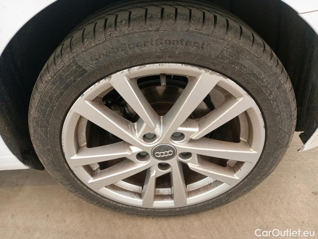  Audi  A3 AUDI  Sportback / 2016 / 5P / Berline 40 TFSI 190 QUAT S TRONIC BUSI L SB #21