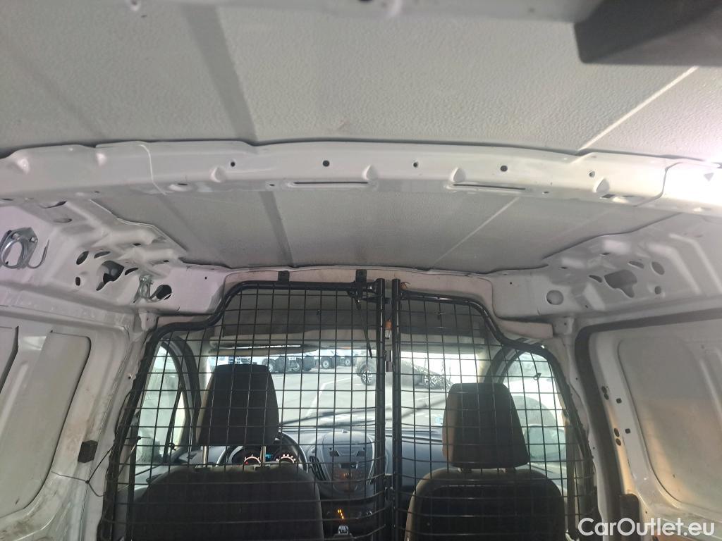  Ford  Transit FORD  Courier/2014/4P/furgón der.turis Van 1.5 TDCi 56kW Trend #47