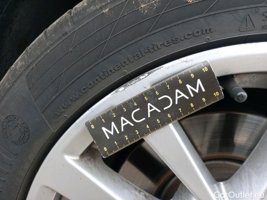  Audi  A3 AUDI  Sportback / 2016 / 5P / Berline 40 TFSI 190 QUAT S TRONIC BUSI L SB #17