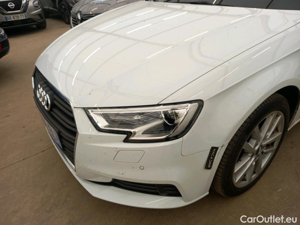  Audi  A3 AUDI  Sportback / 2016 / 5P / Berline 40 TFSI 190 QUAT S TRONIC BUSI L SB #4