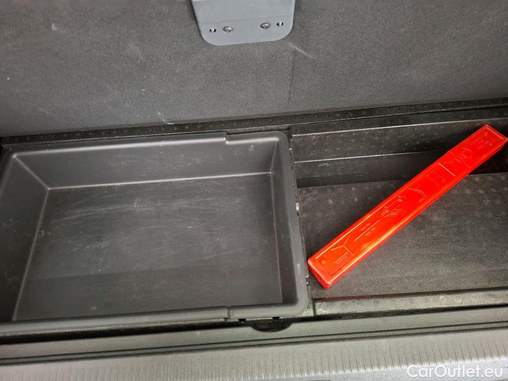  Citroen  C5 CITROEN  Aircross / 2018 / 5P / SUV Hybrid 225 ë-EAT8 Business #1