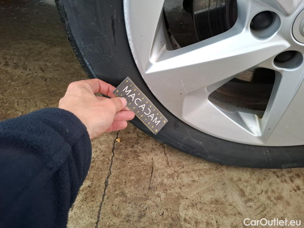  Nissan  Qashqai NISSAN  / 2017 / 5P / Crossover 1.5 DCI 115 Business Edition #7