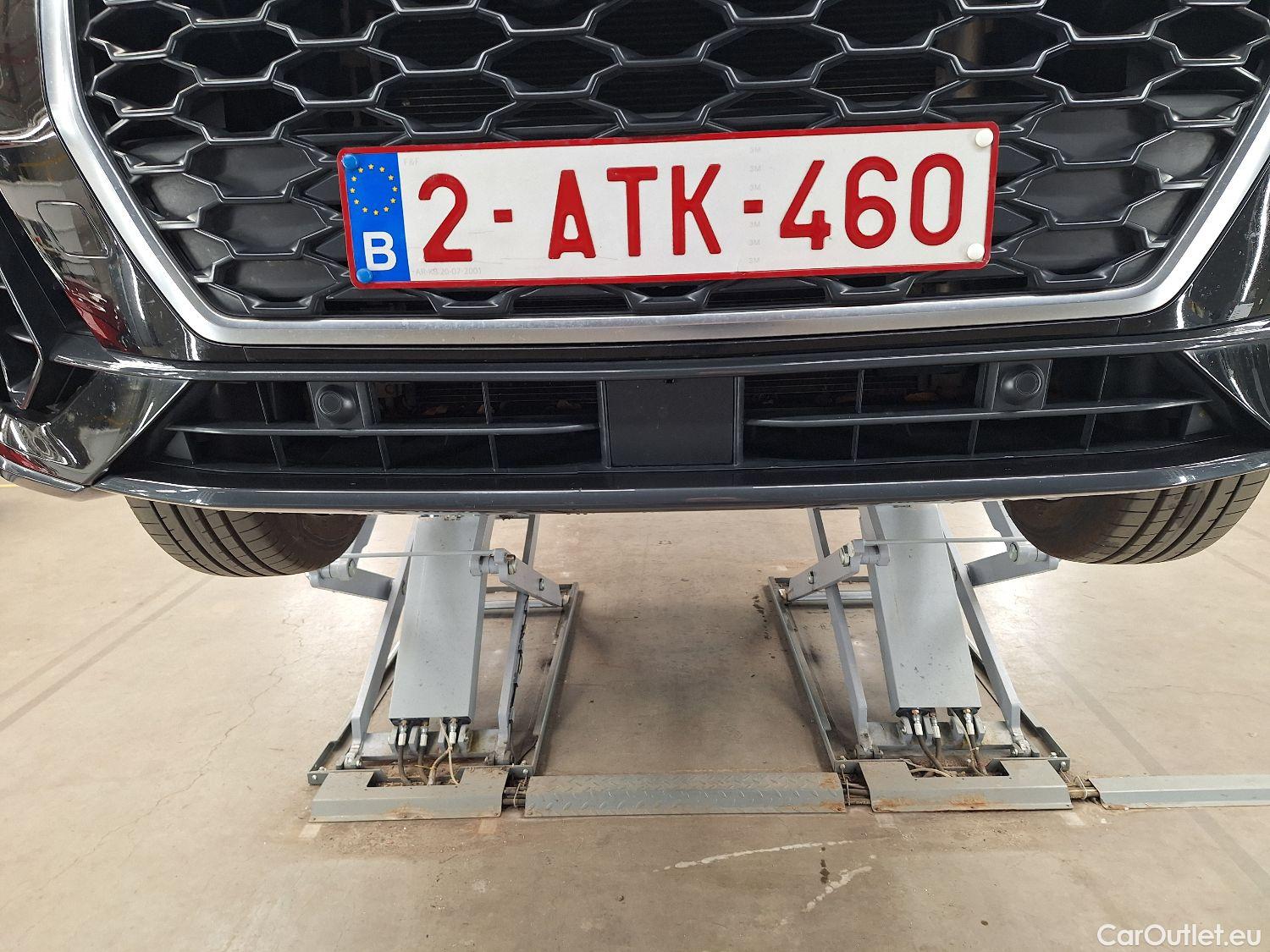  Audi  Q3 Audi,  SB '19 PHEV, Audi  Sportback 45 TFSI e S tronic 5d #1