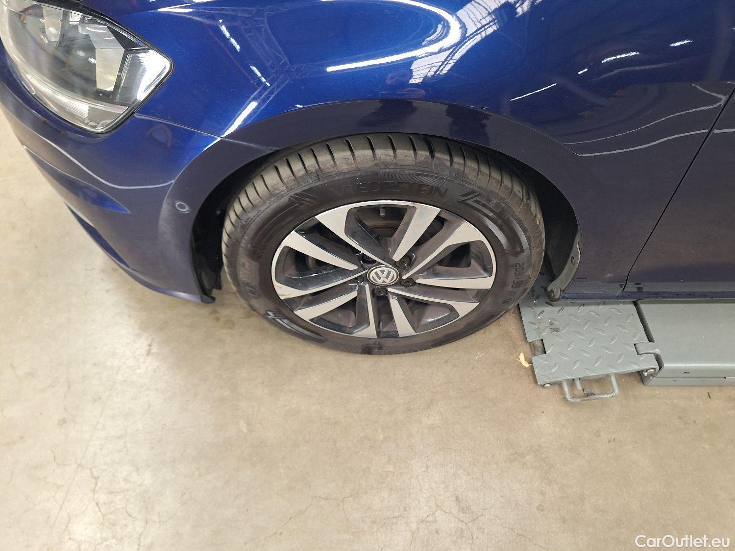  Volkswagen  Golf  VW, VII FL'16, Volkswagen VII 1.6 TDi IQ.Drive 5d #38