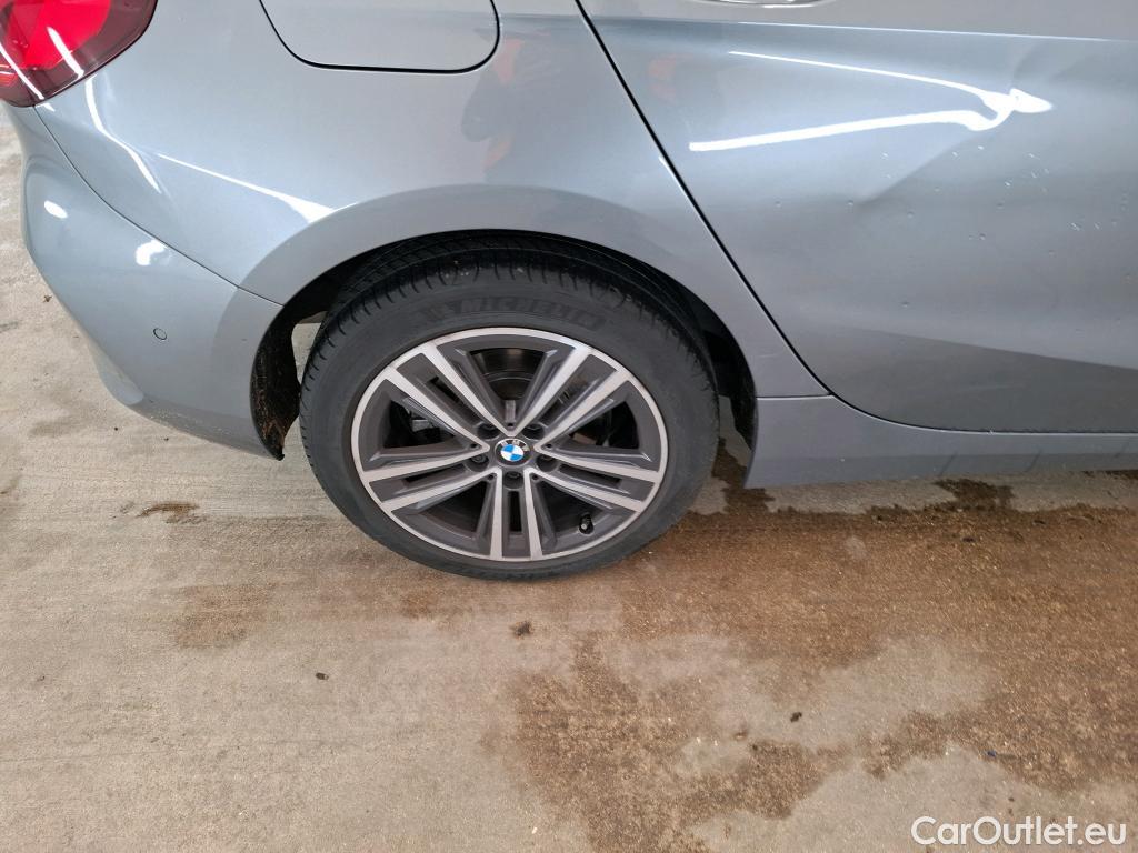  Bmw  Serie 1 BMW Série 1 / 2019 / 5P / Berline 116i DKG7 Business Design #18