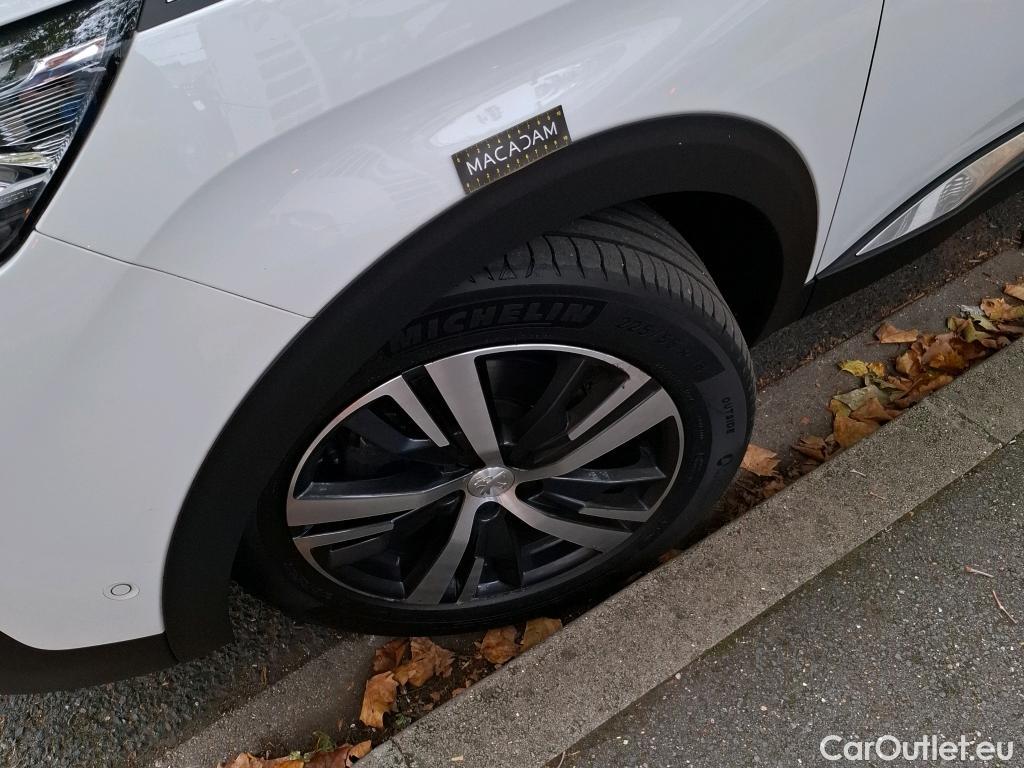  Peugeot  3008  Allure Business 1.2 PureTech 130CV BVA8 E6d #17