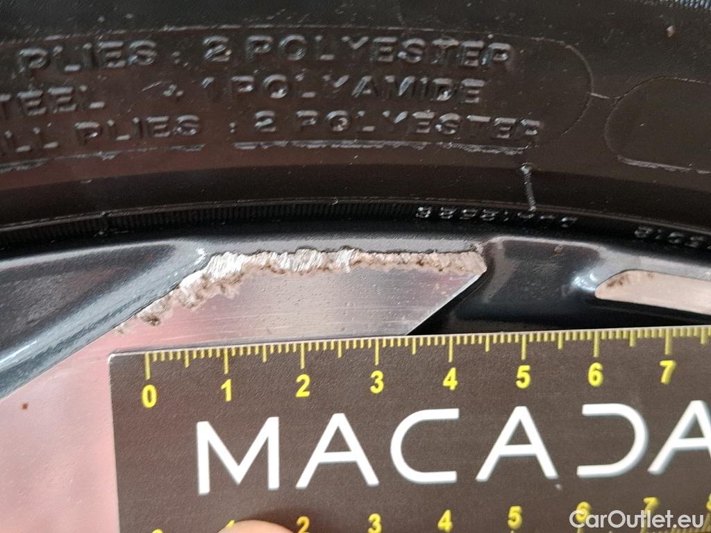  Hyundai  Tucson HYUNDAI  / 2020 / 5P / SUV 1.6 PHEV 265 HTRAC BUSINESS 4WD AUTO #37