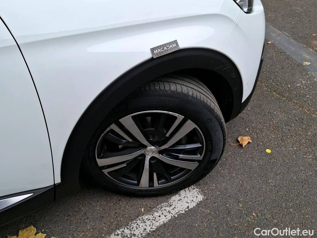  Peugeot  3008  Allure Business 1.2 PureTech 130CV BVA8 E6d #25