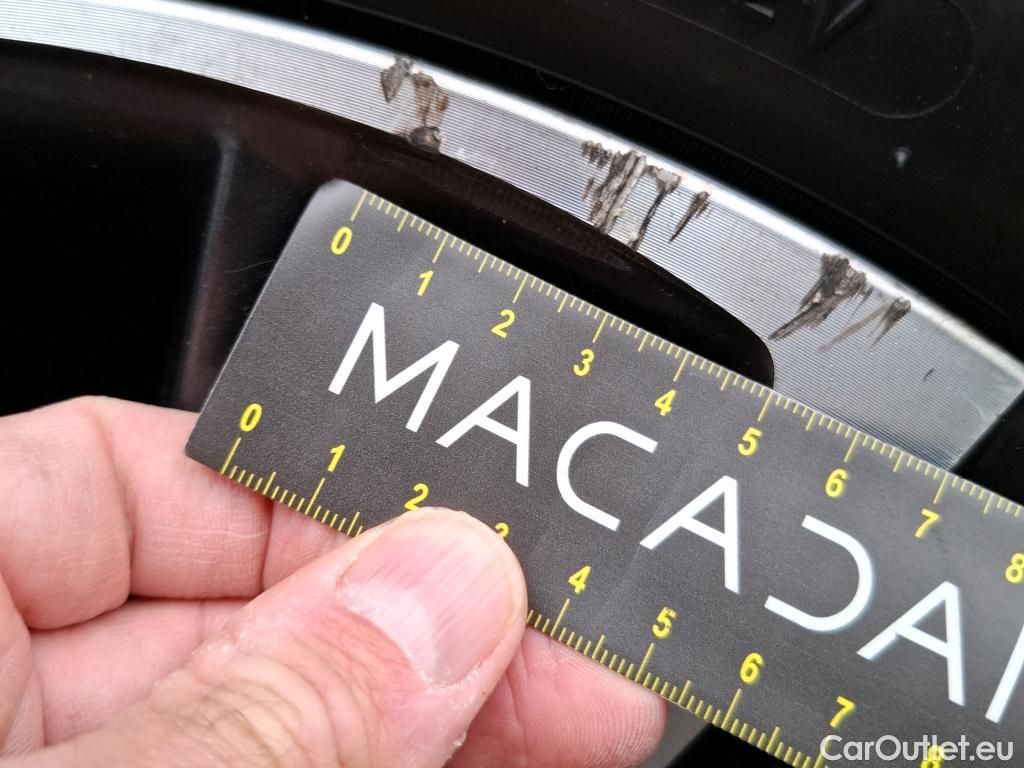  Peugeot  3008  Allure Business 1.2 PureTech 130CV BVA8 E6d #28