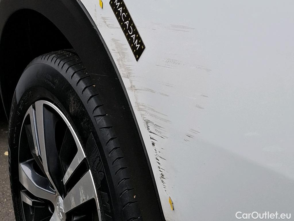  Peugeot  3008  Allure Business 1.2 PureTech 130CV BVA8 E6d #3